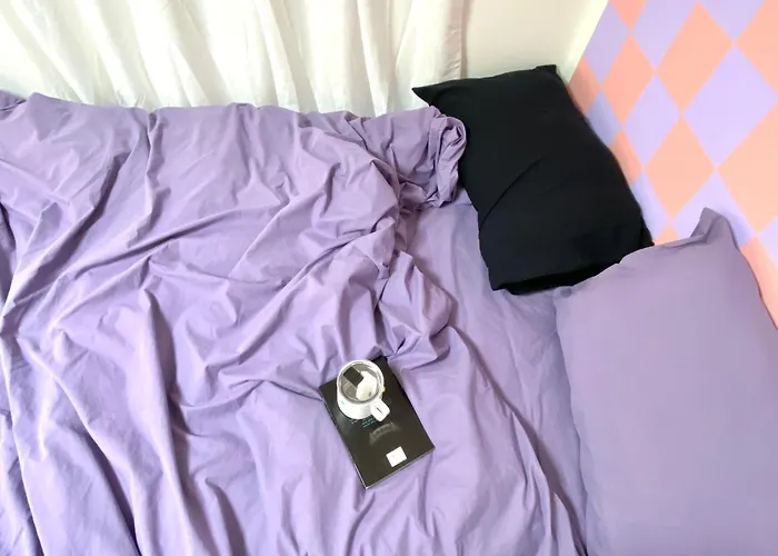 2 Rooms-2Mins To Mrt,15Mins To Hongdae