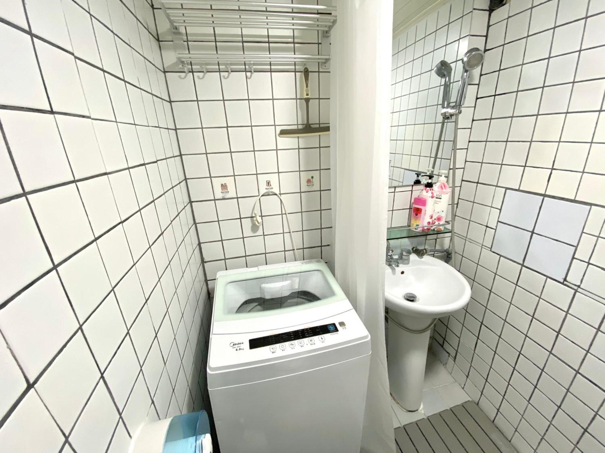 Apartment 2 Rooms-2mins To Mrt,15mins To Hongdae Seoul