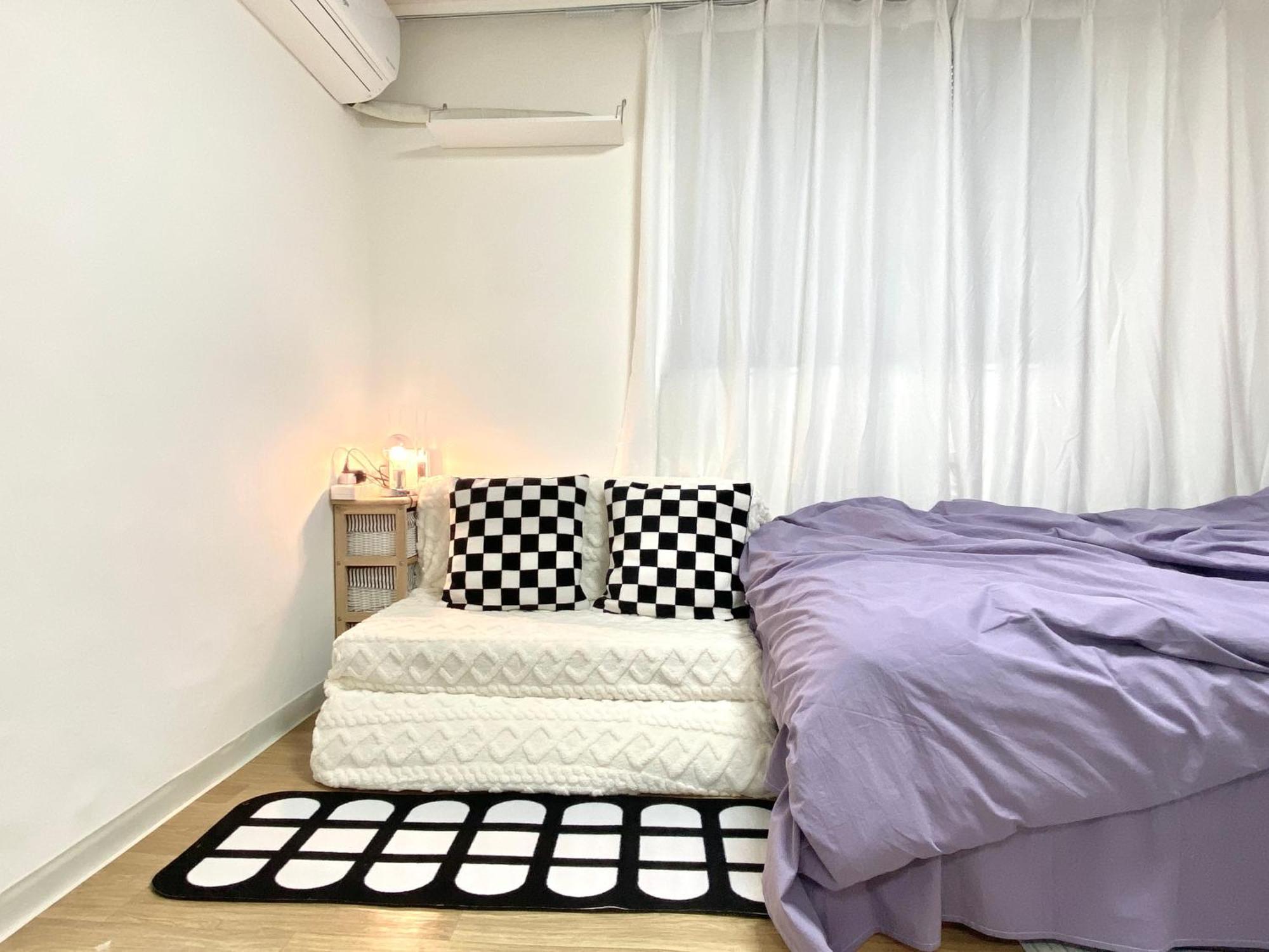 2 Rooms-2mins To Mrt,15mins To Hongdae Apartment Seoul